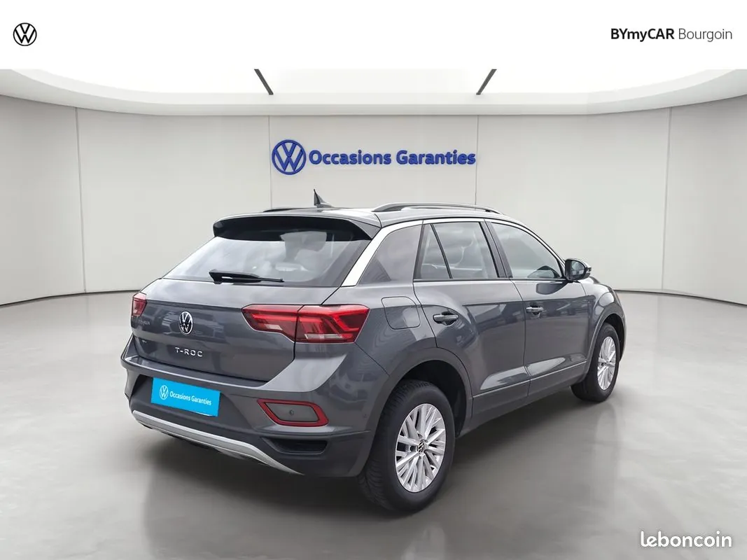 Volkswagen T-Roc 2023 photo 5