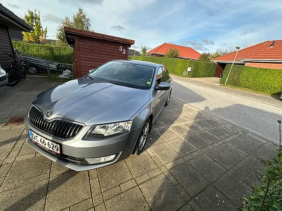 Skoda Octavia 2014 photo 5