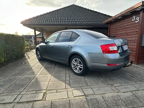 Skoda Octavia 2014 photo 4