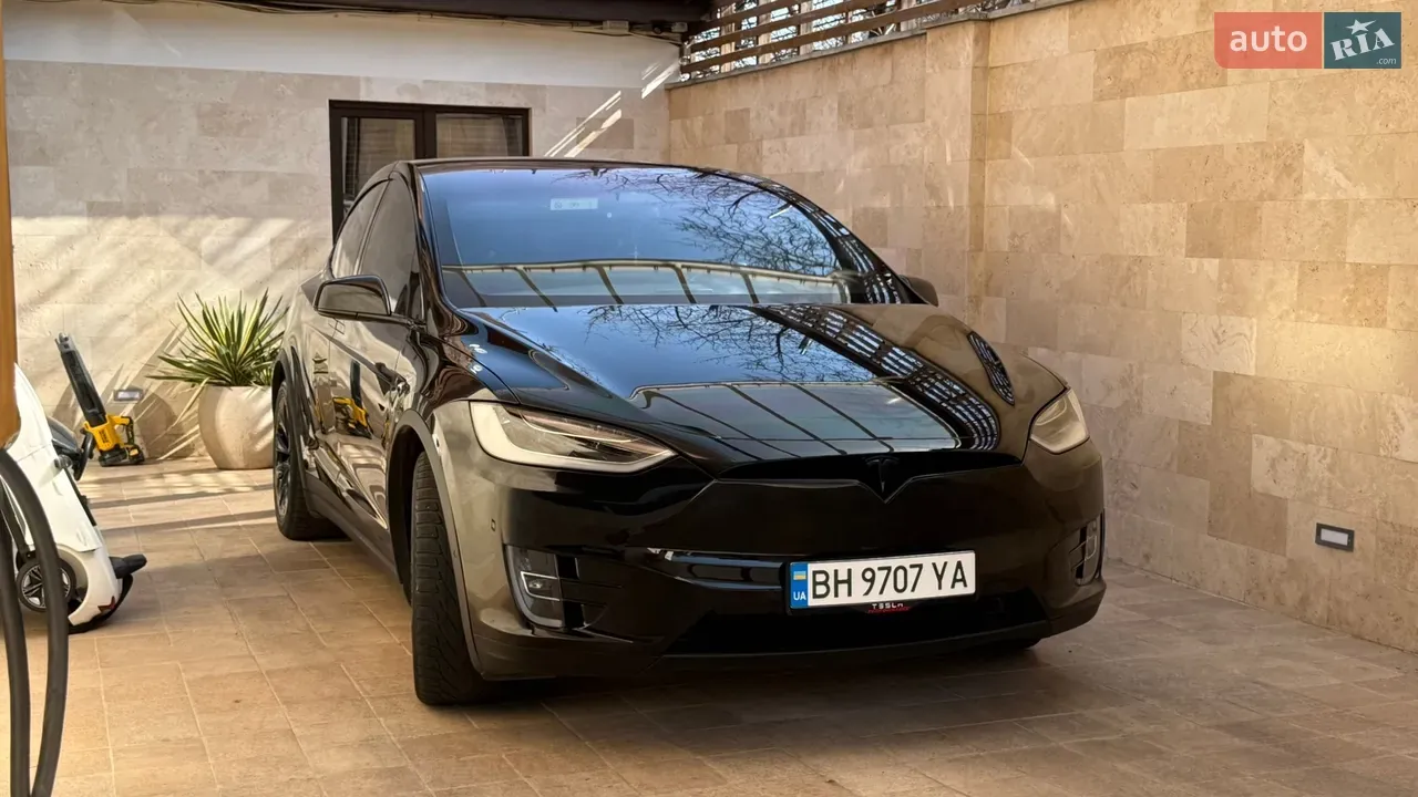 Tesla Model X 2018 photo 4