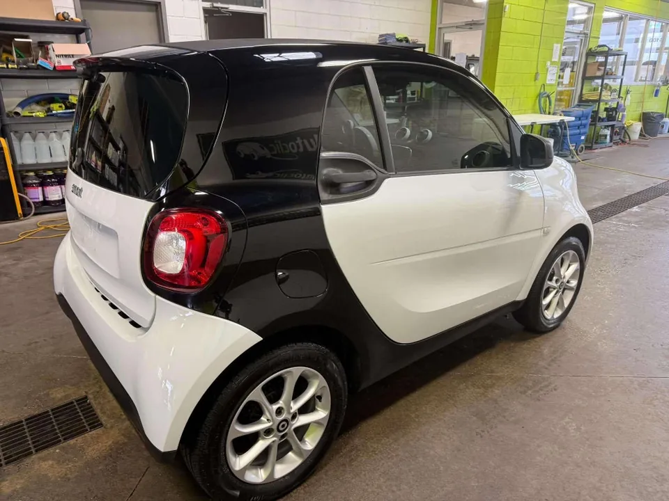Smart Fortwo 2017 photo 4