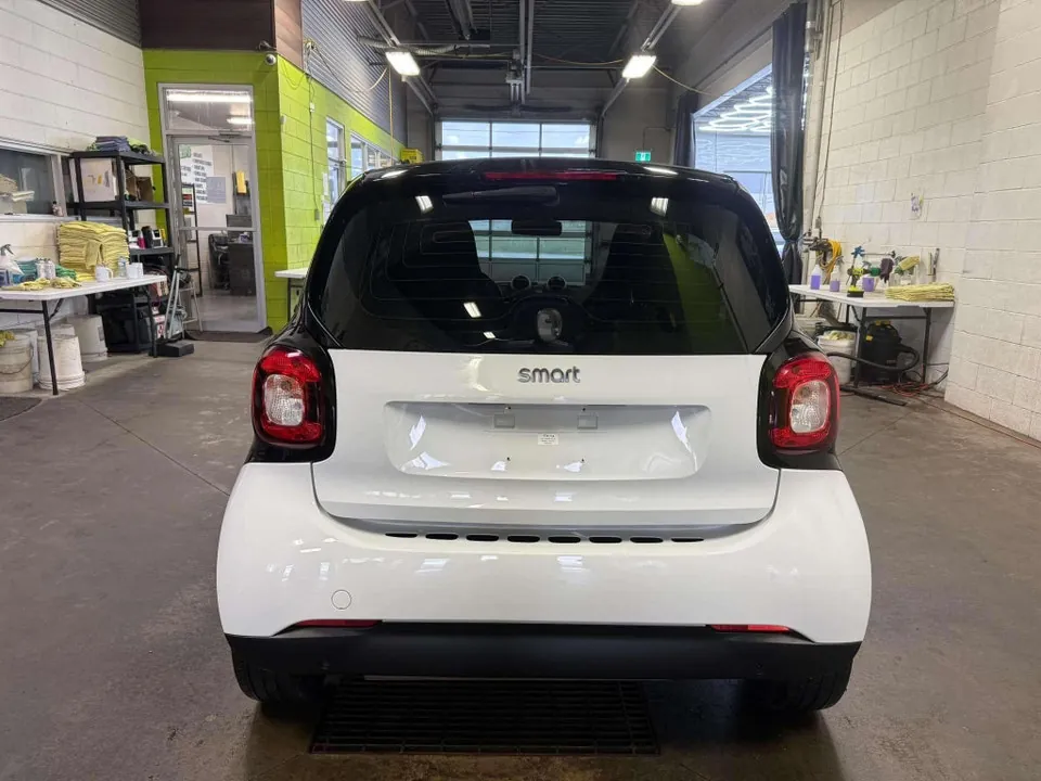 Smart Fortwo 2017 photo 5