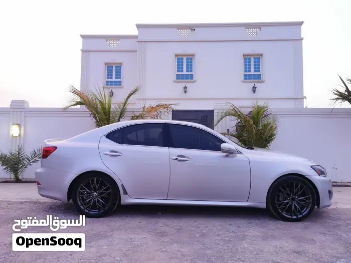 Lexus Is 250 2012 photo 5