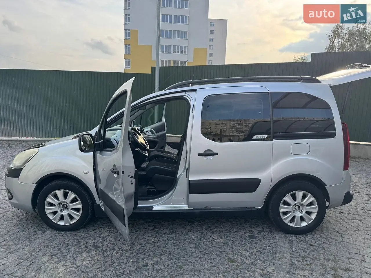 Citroen Berlingo 2012 photo 2