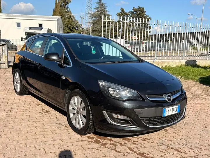 Opel Astra 2015 photo 3