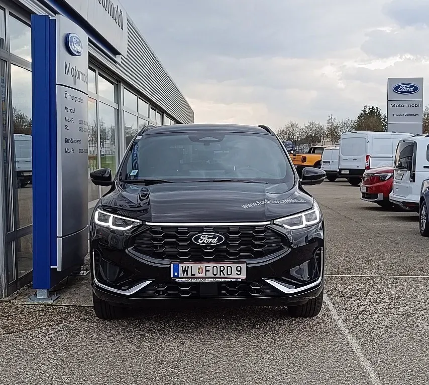 Ford Kuga 2025 photo 2