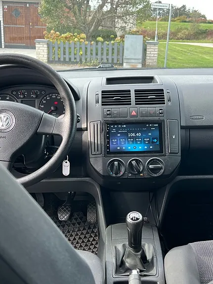 Volkswagen Polo 2007 photo 2
