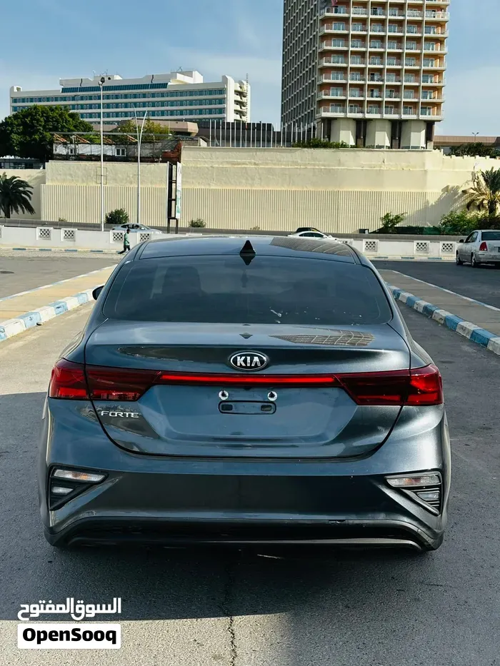 Kia Forte 2020 photo 3