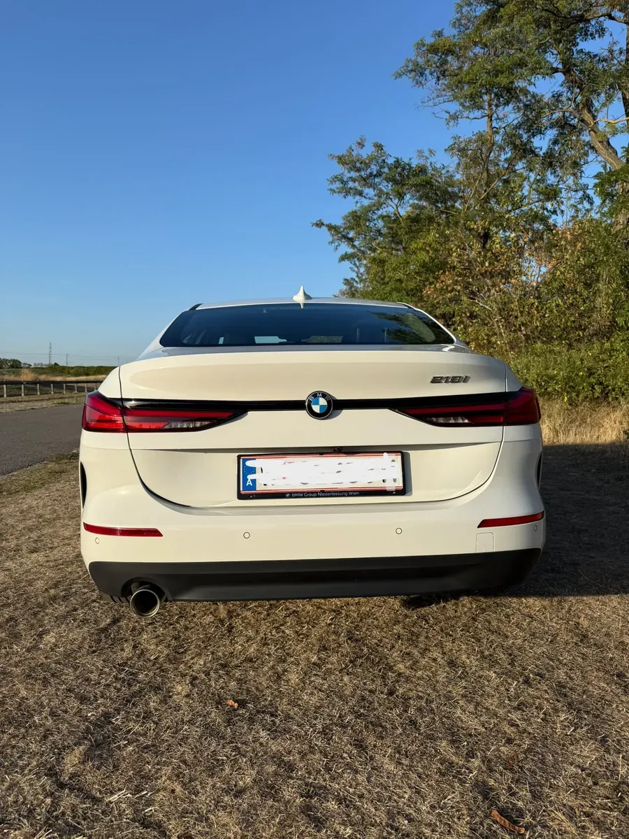 BMW 2 Series 2023 photo 2