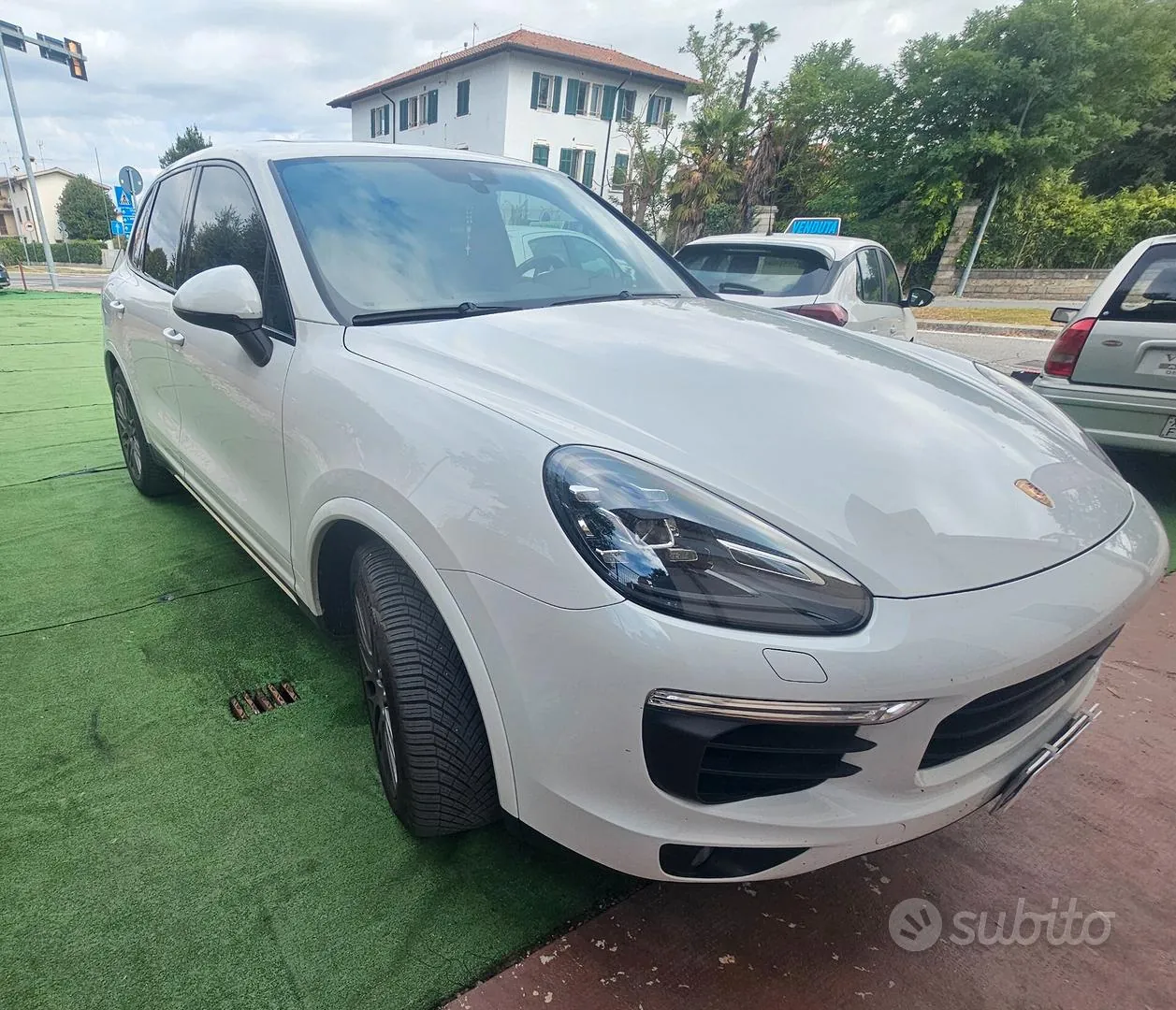 Porsche Cayenne 2017 photo 2