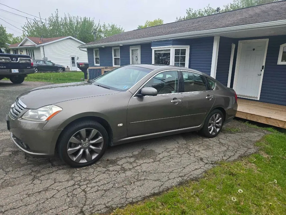 Infiniti M35X 2007 photo 3