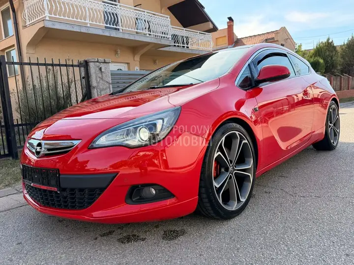 Opel Astra J 2012 photo 5