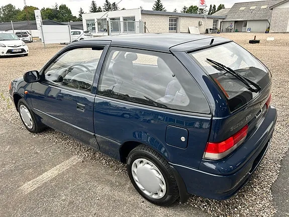 Suzuki Swift 1999 photo 5