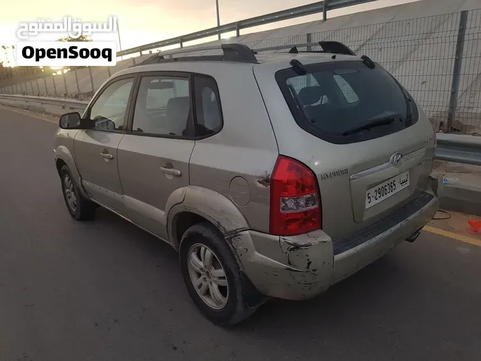 Hyundai Tucson 2007 photo 4