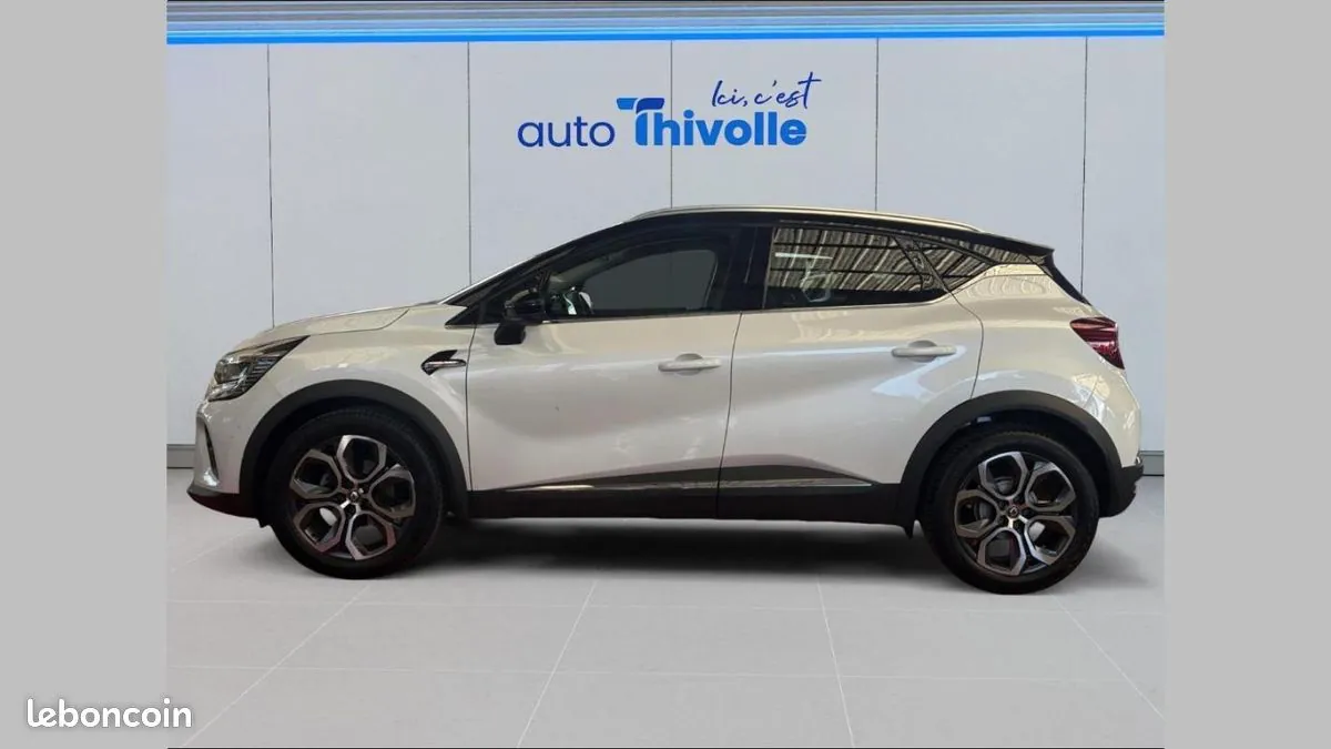 Renault Captur 2021 photo 2