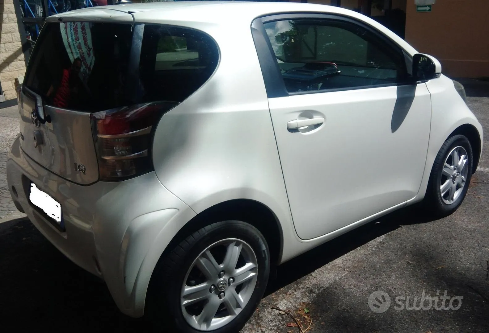 Toyota Iq 2009 photo 3