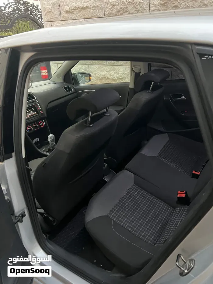 Volkswagen Polo 2015 photo 3