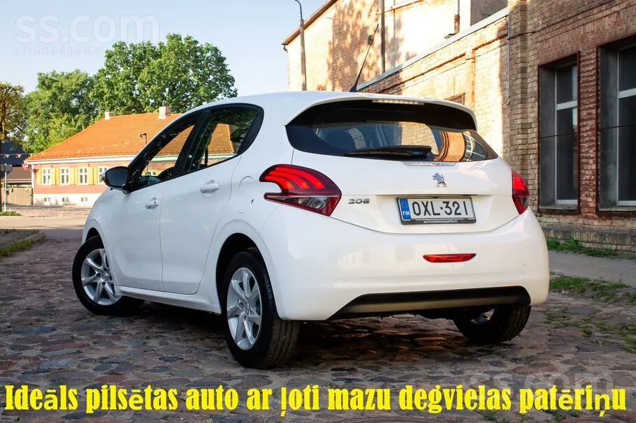 Peugeot 208 2018 photo 5