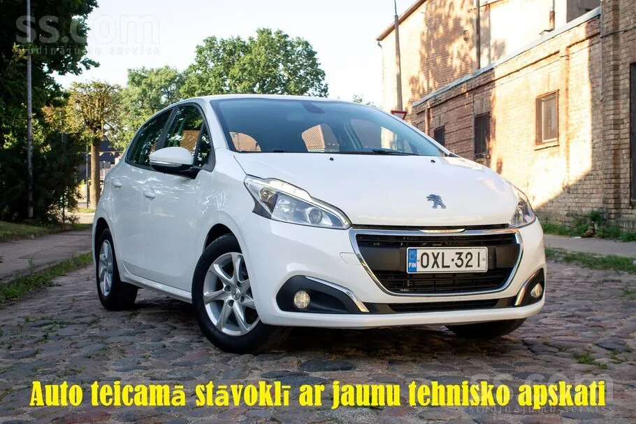 Peugeot 208 2018 photo 2