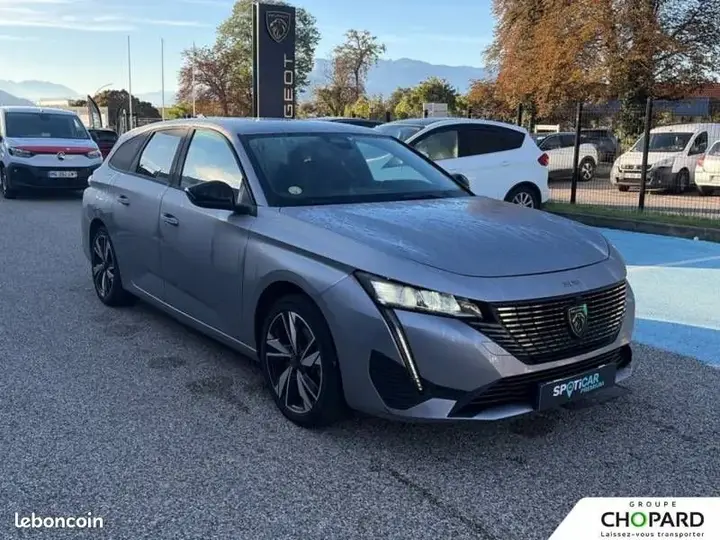 Peugeot 308 2023 photo 3