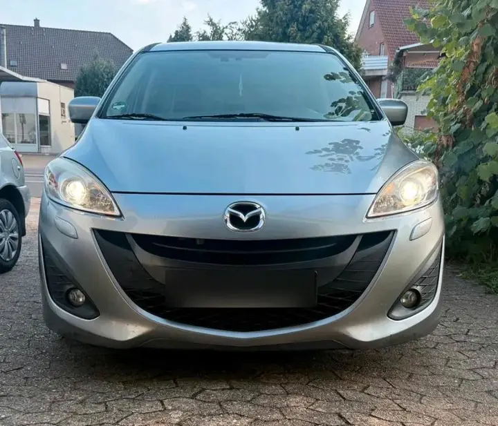 Mazda 5