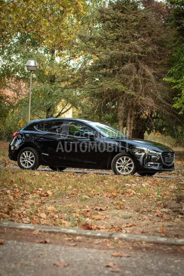 Mazda 3 2017 photo 4