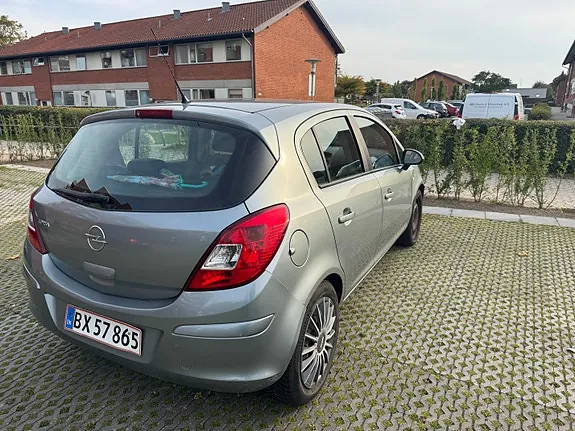 Opel Corsa 2010 photo 5