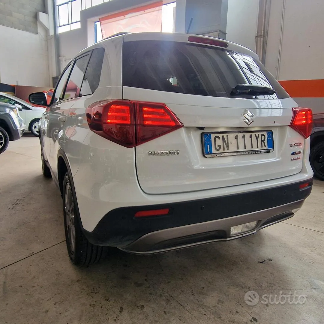 Suzuki Vitara 2022 photo 3