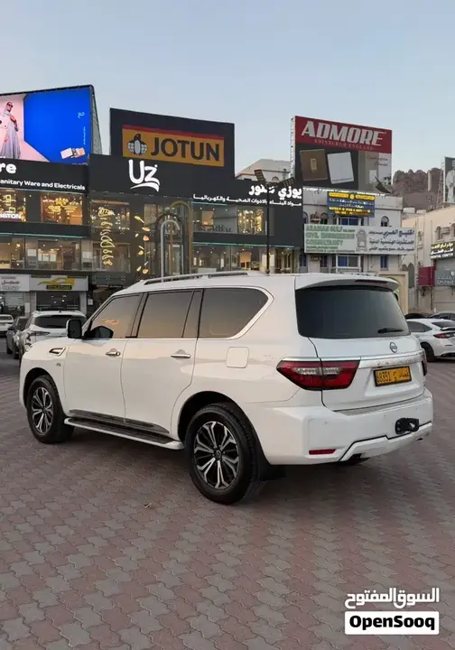 Nissan Patrol 2023 photo 2
