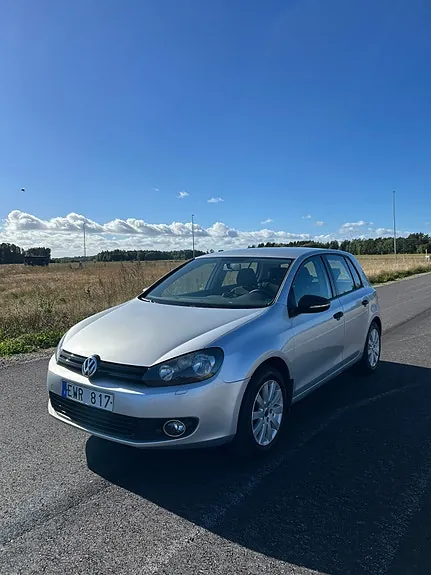Volkswagen Golf Vi 2011 photo 2