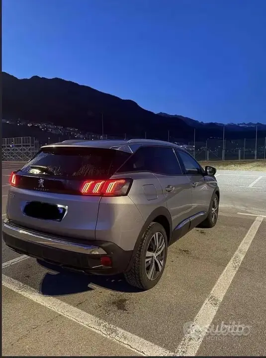 Peugeot 3008 2020 photo 3