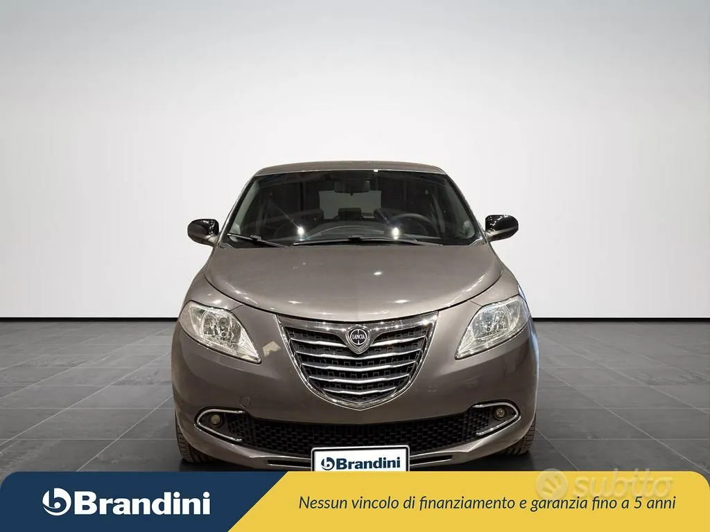 Lancia Ypsilon 2015 photo 3