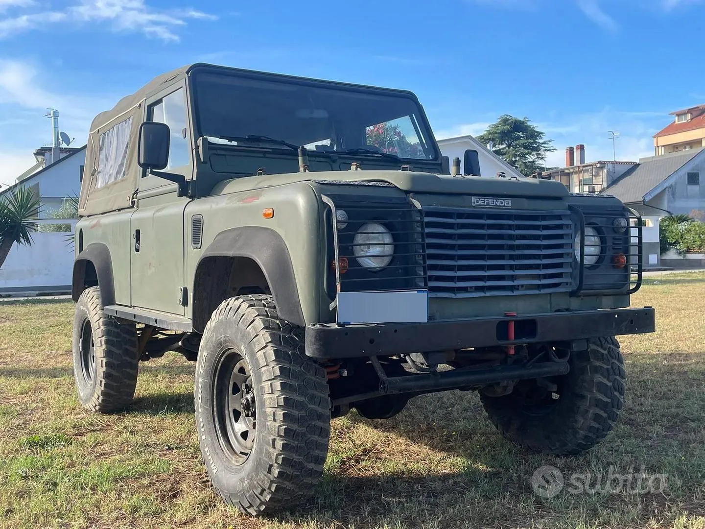 Land Rover Defender