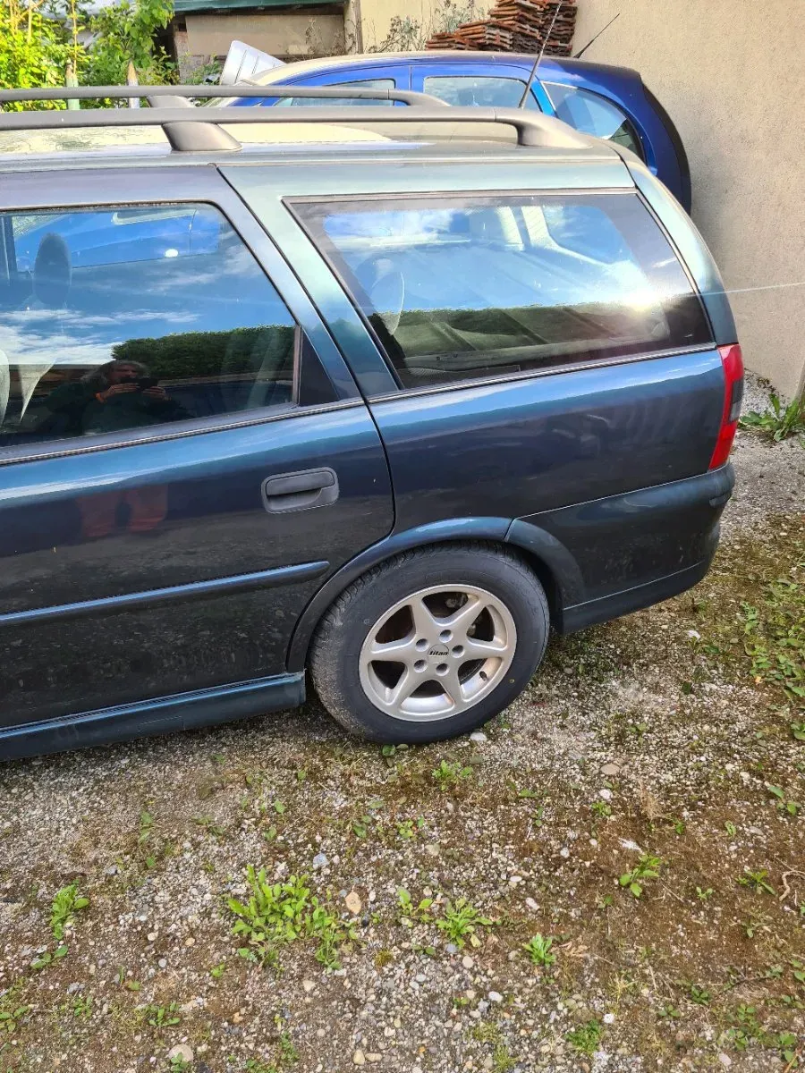 Opel Vectra 2000 photo 2