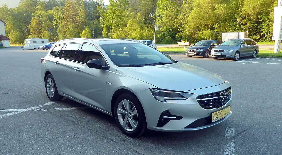 Opel Insignia 2022 photo 3