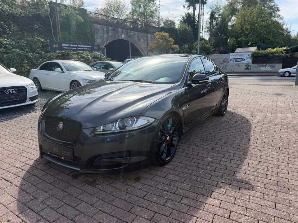 Jaguar Xf