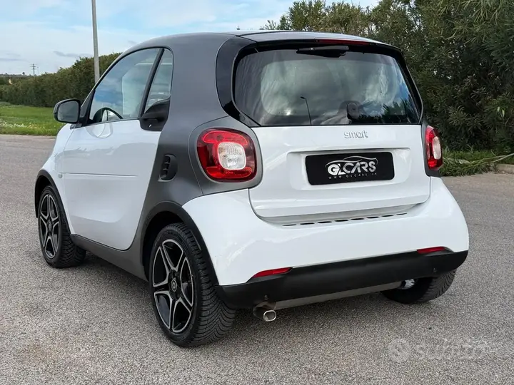 Smart Fortwo 2016 photo 3