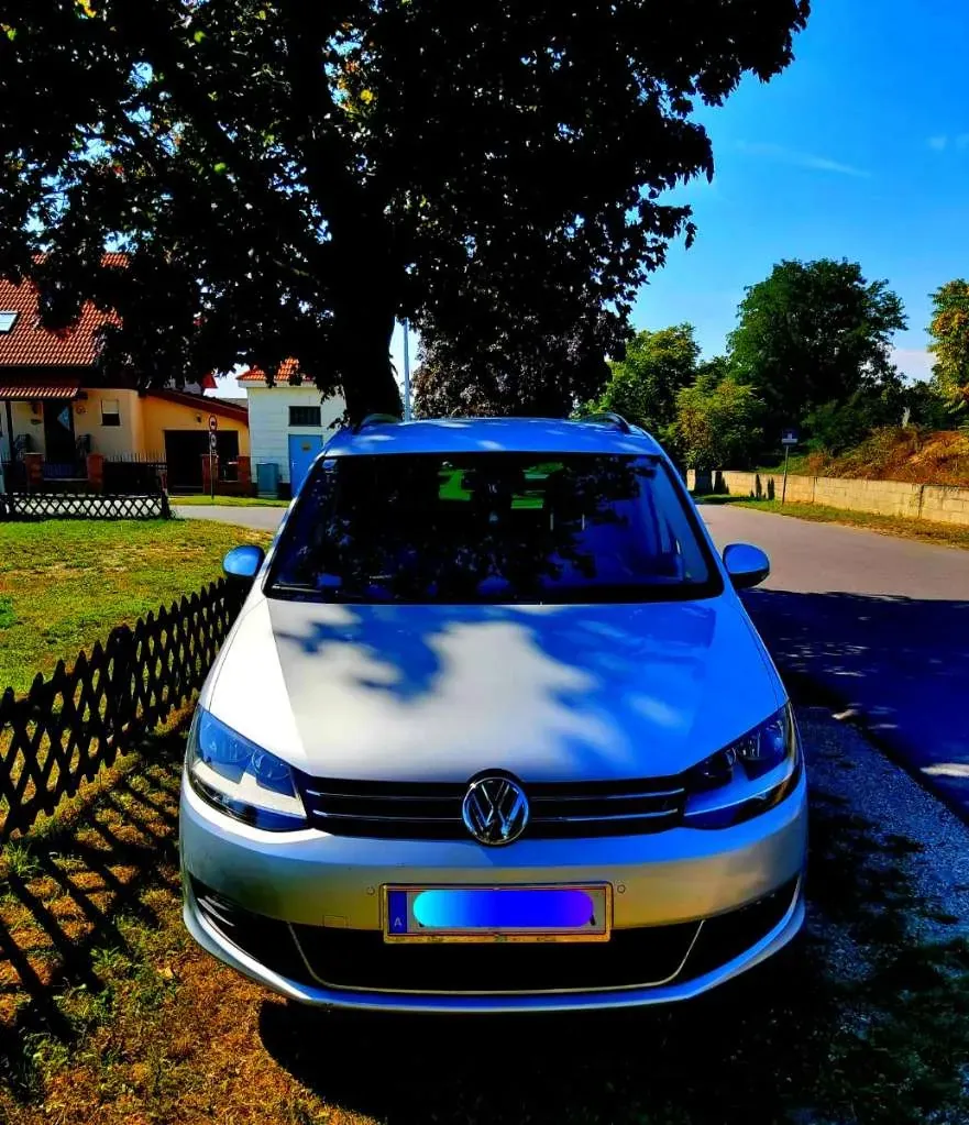 Volkswagen Sharan 2011 photo 2