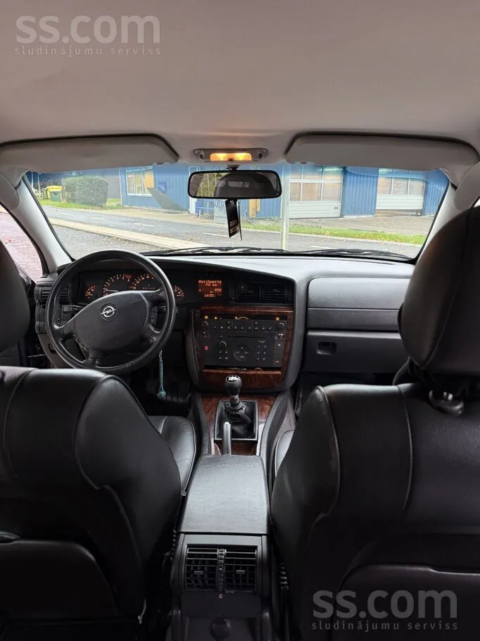 Opel Omega 2003 photo 3
