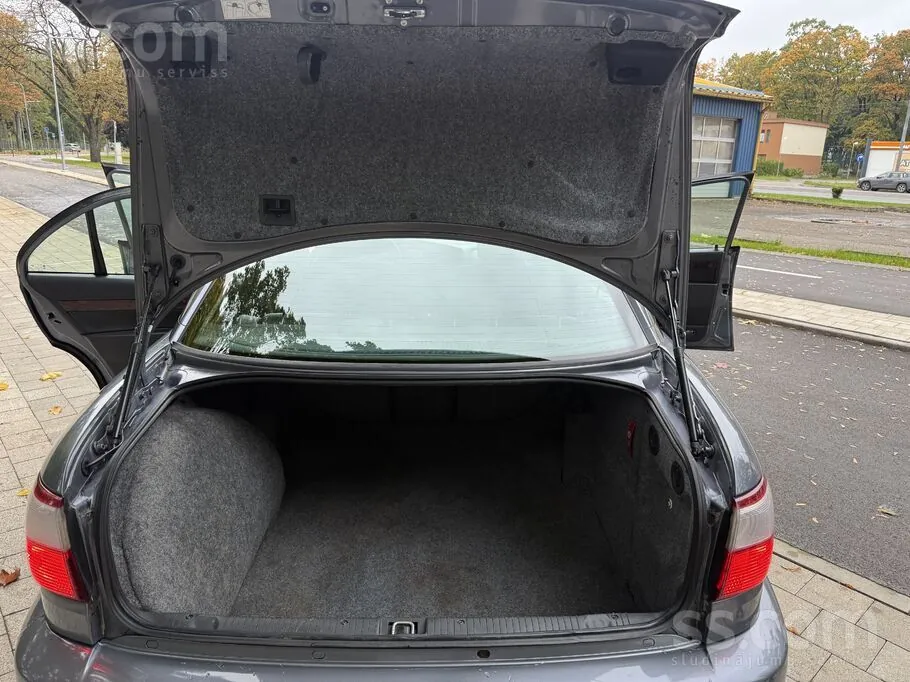 Opel Omega 2003 photo 5