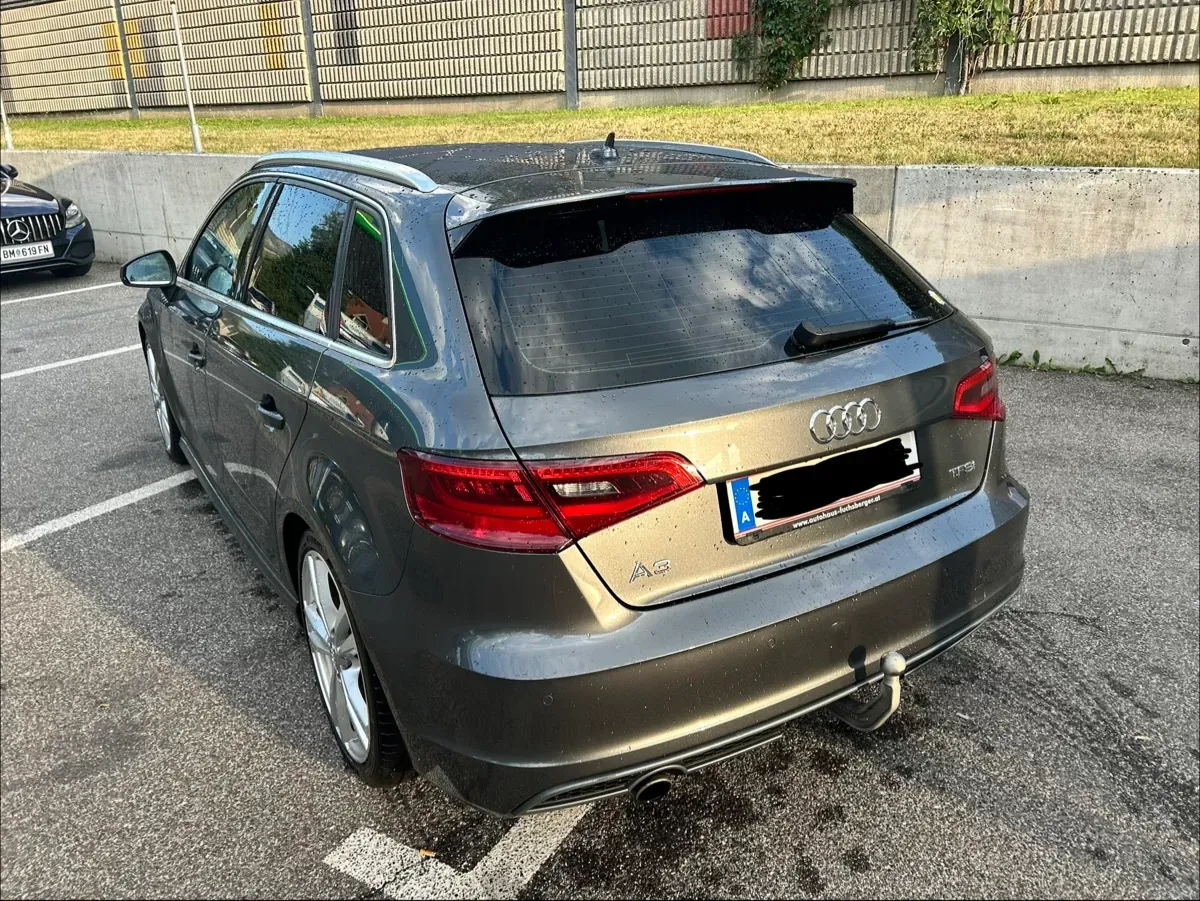 Audi A3 2015 photo 2