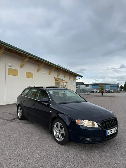 Audi A4 2005 photo 4