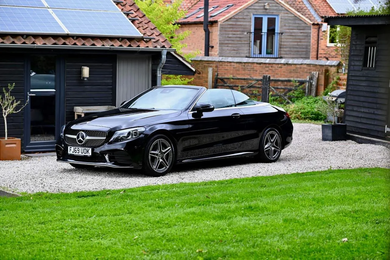 Mercedes-Benz C-Class 2019 photo 4