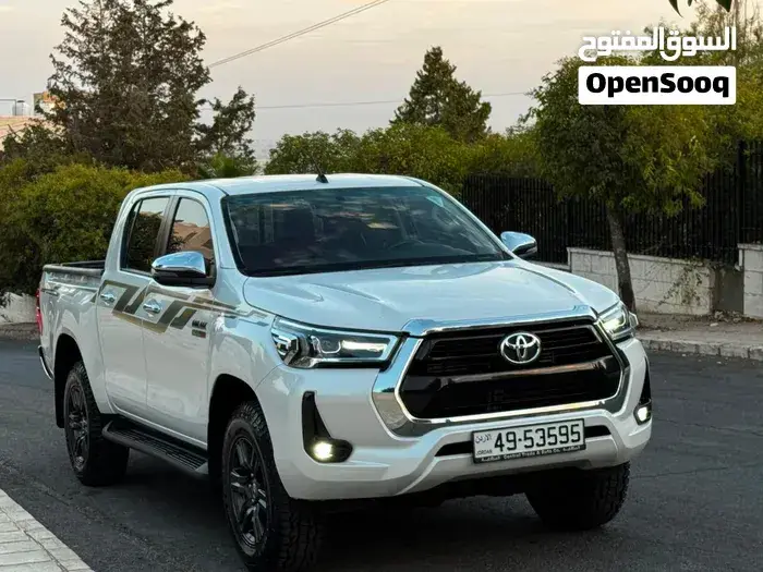 Toyota Hilux 2025 photo 2