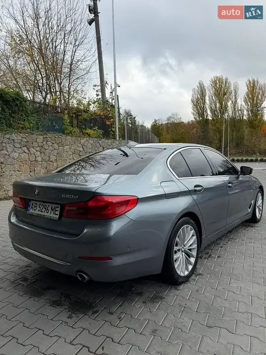 BMW 5 Series 2017 photo 5