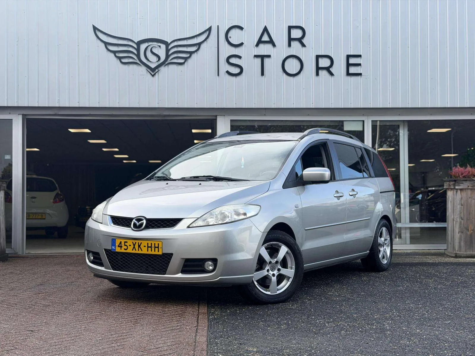 Mazda 5