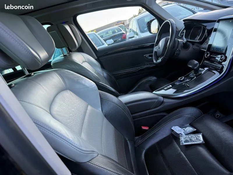 Renault Espace 2015 photo 4
