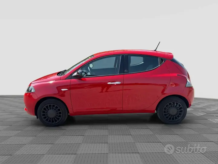 Lancia Ypsilon 2021 photo 2