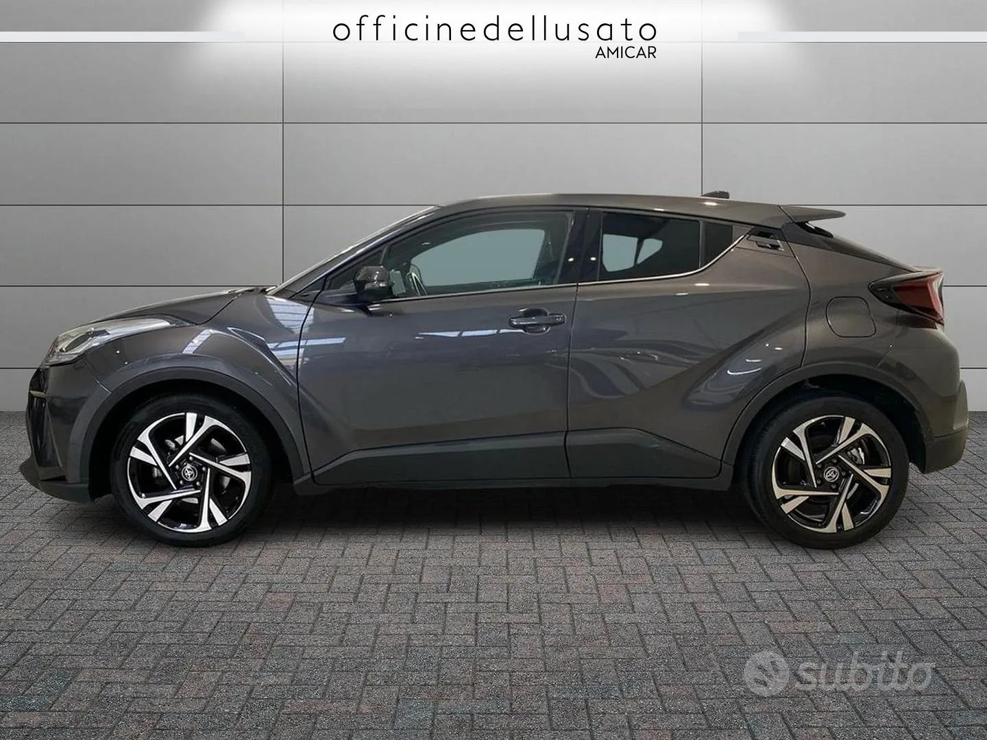 Toyota C-Hr 2022 photo 2