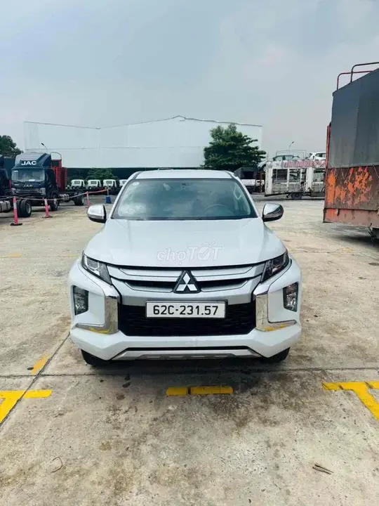 Mitsubishi Triton